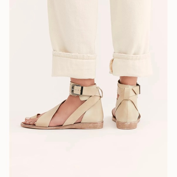 NWB Free People Valee Boot Sandal Dove Grey Size 9 (39) made in Spain - Picture 5 of 6